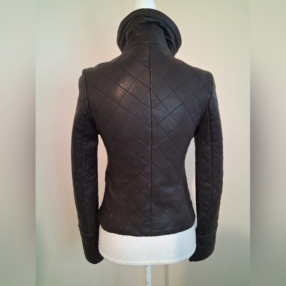Doma Genuine Leather Quilted Bomber Jacket Size Small - Picture 5 of 10